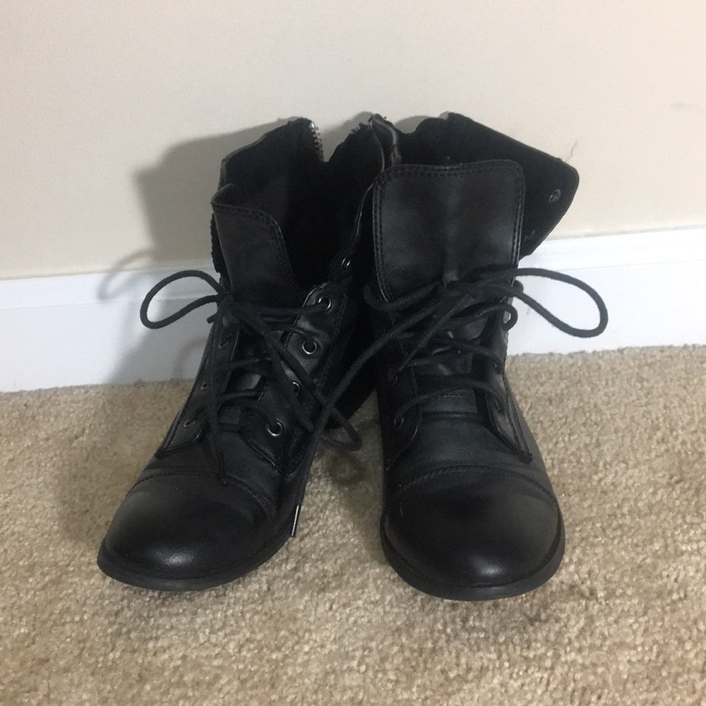 G by Guess Black Combat Boots GREAT CONDITION